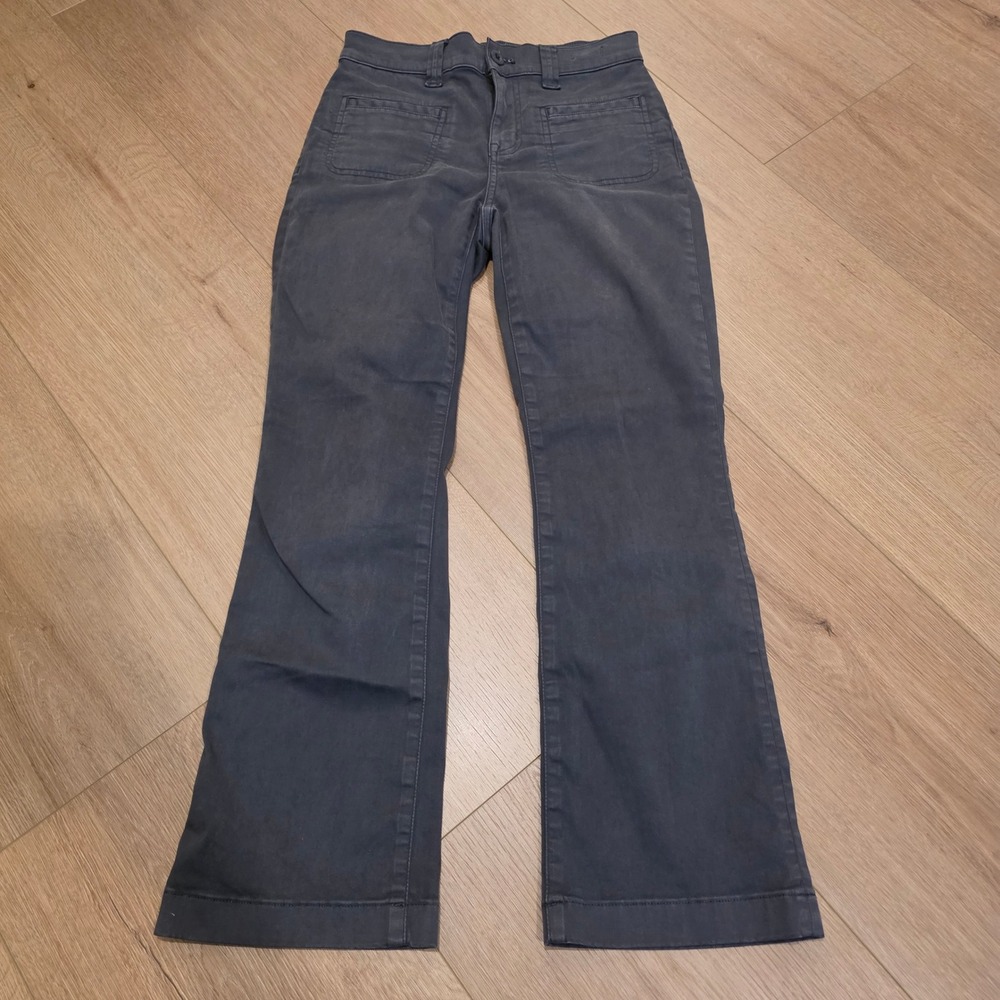 Madewell Mid-Rise Kick Out Jeans Size 25 Charcoal Grey Patch Pocket Flare Chic